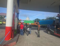 Babinsa koramil 12/Xlll Koto Kampar Melaksanakan Pemantauan Stasiun Pengisian Bahan Bakar Umum (SPBU) Diwilayah   