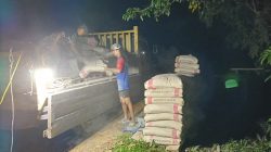 Kejar Target, Anggota Lembur Rakit Besi Tangan Tangan Jembatan Aramco Tanjung Belit Selatan