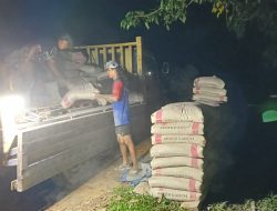 Kejar Target, Anggota Lembur Rakit Besi Tangan Tangan Jembatan Aramco Tanjung Belit Selatan