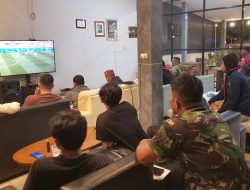 Pererat Silaturahmi Dini Hari, Warga Kodim 0313/Kpr dan Masyarakat Gelar Nobar Sengit Prancis VS Maroko