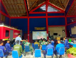 Saksikan Kemenangan Tipis Argentina, Babinsa Koramil 01/Bkn Gelar Nobar Piala Dunia Bersama Masyarakat