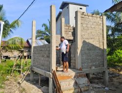 Tingkatkan Sanitasi Rumah Ibadah, Pembangunan MCK Mushalla Al-Hijrah Pangkalan Terap Capai 58 Persen
