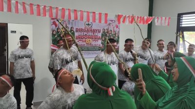 Anggota Koramil 01/BKN dan Persit Adakan Kegiatan Lomba Dalam Rangka Menyemarakkan HUT RI Ke -81 di Koramil 01 Bangkinang