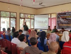 Perkuat Wilayah Bebas Asap, Tim Mabes TNI Dipimpin Brigjen TNI Sudarma Setiawan Gelar Sosialisasi Karhutla dan Pembagian Sembako di Tapung Hilir